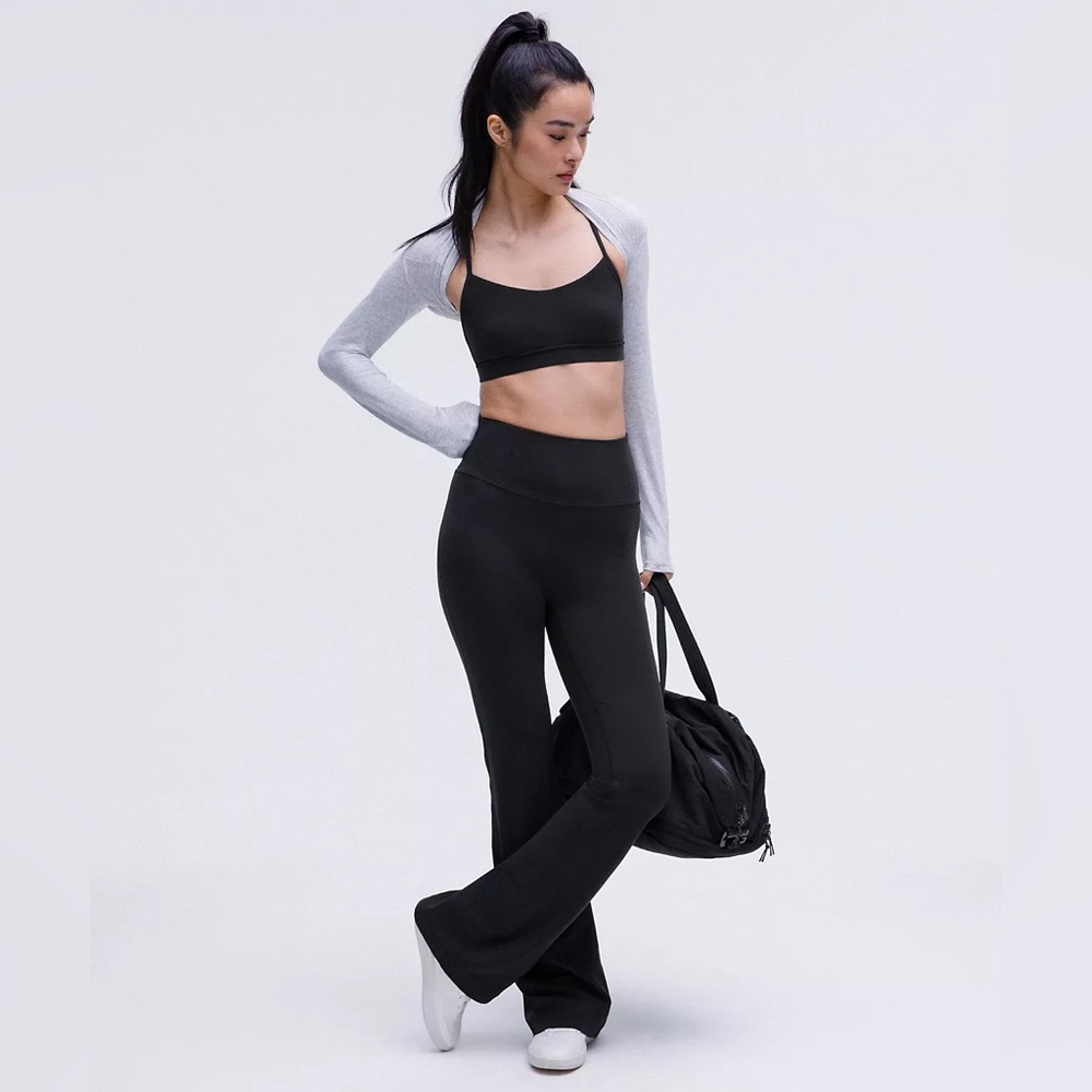 NWT Lululemon Groove Super-High-Rise Flared Pant Nulu - Picture 2 of 9